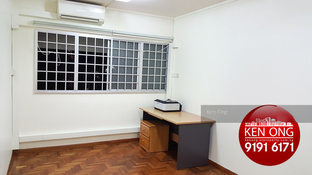 Blk 427 Tampines Street 41 (Tampines), HDB Executive #133349302